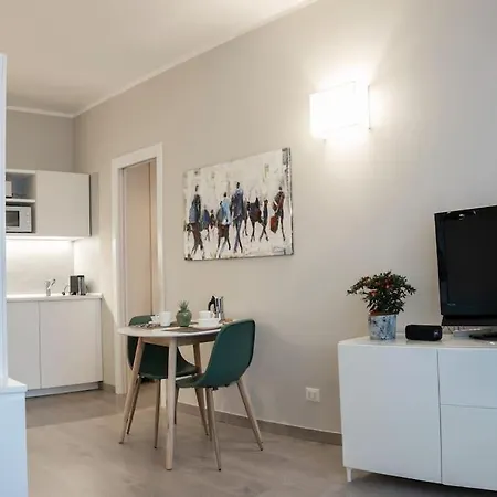Stazione - Deposito Bagagli Gratuito Apartamento *