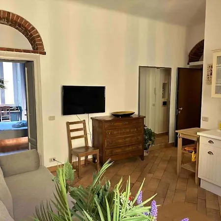 Xenia - Charming Garden In Porta Venezia Lejlighed *