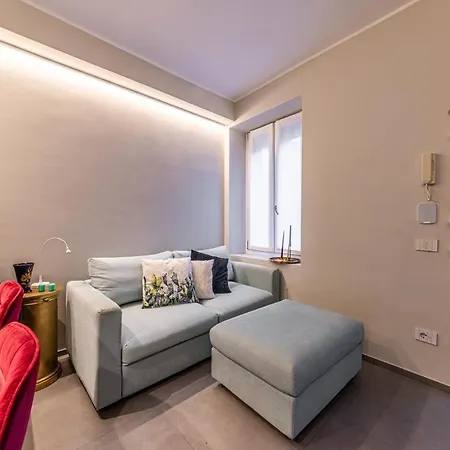 아파트 Duomo A 2 Fermate - Tiny In Pta Venezia 밀라노