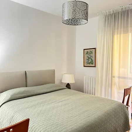 1702, Con La Matrimoniale Con Il Bagno Privato E Un Comune ミラノ