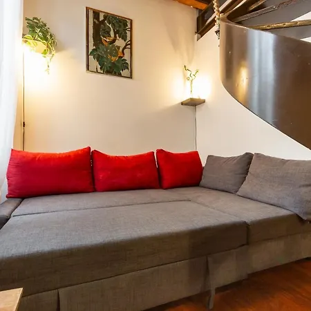 Navigli - Centro Vintage Apt - Free Wifi & Relax Apartment