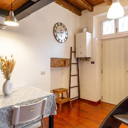 Navigli - Centro Vintage Apt - Free Wifi & Relax Apartment *