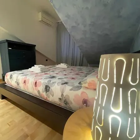 Attic Apartmán
