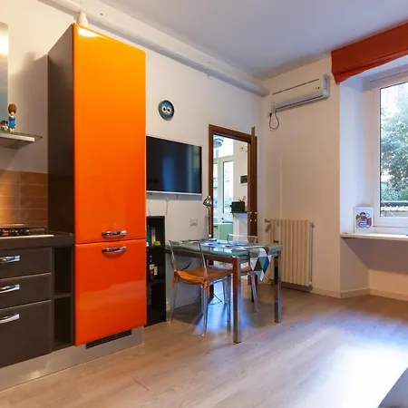 Casa Monet - 10 Minuti Dal Duomo * Milán