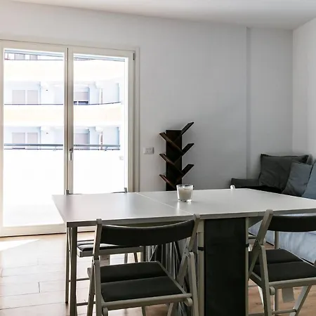 Dehomes - Bicocca Village 28 Lejlighed *