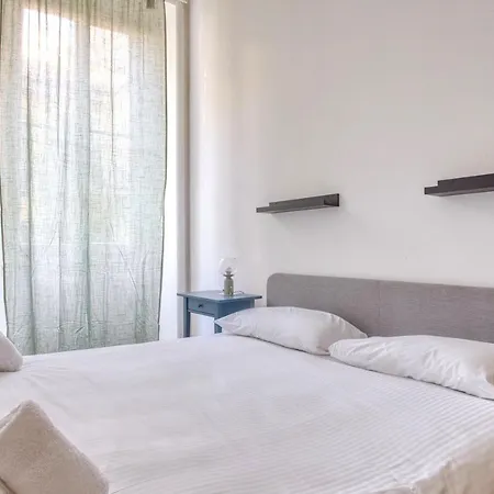 Joivy Mauri - Cosy Flats Near The Duomo *