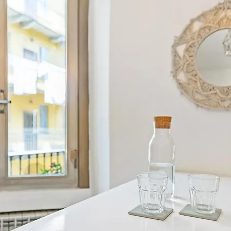 דירה Navigli Charming Flat מילאנו