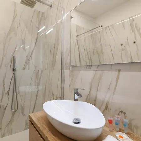 Contempora - Bilocale Filzi A Lejlighed Milano