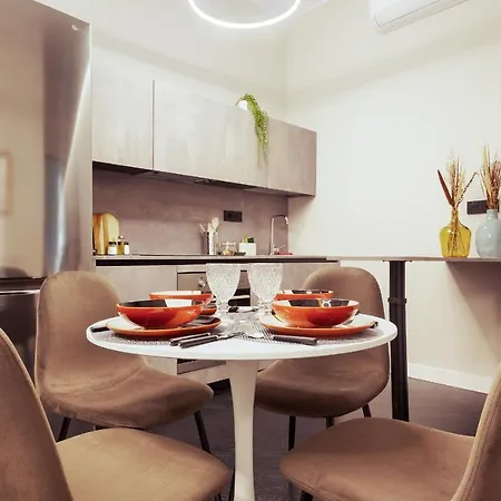 Hl Luxury - Duomo, Galleria Unione 5 Apartment *