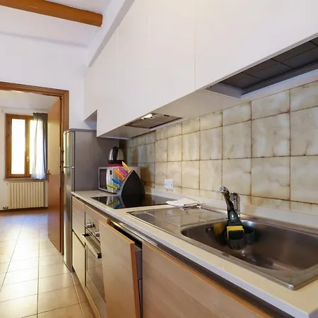 Appartamento Primopiano - Colonne 18