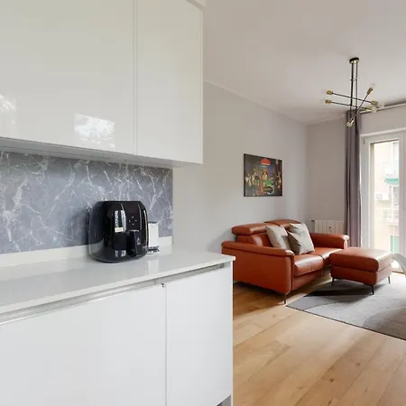 Guesthost - Cimiano M2 Balcony Apartmán
