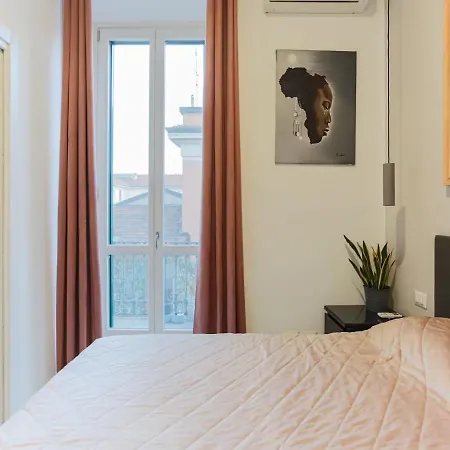 Apartament The Nest Of Navigli District Mediolan