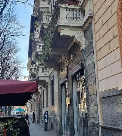 Uncle's House, 150 Mq Only Two Stops From Duomo *