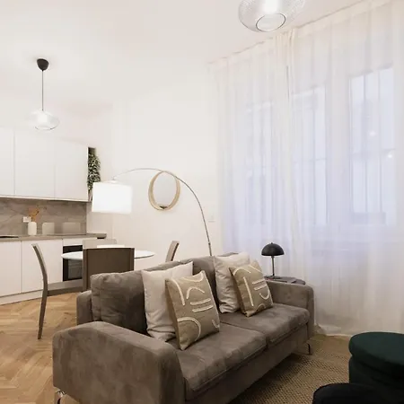 Easylife - Oasi Di Stile A 10min Dal Duomo Appartement *