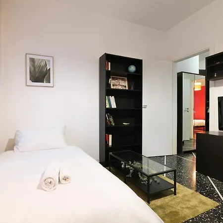 Apartment Primopiano - Amadeo 32 *