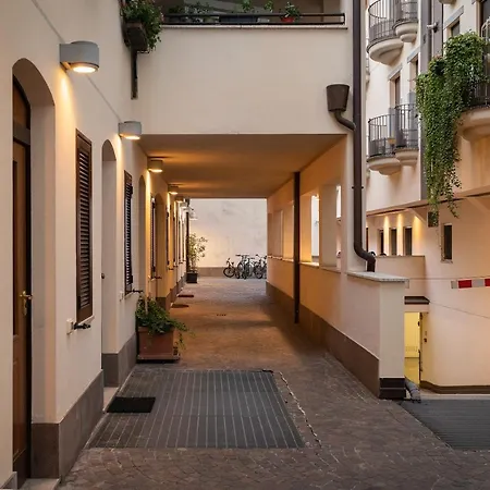 Apartment Santa Tecla Living Bronzetti 8 *