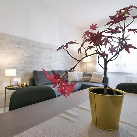 Primopiano - Bari * Μιλάνο