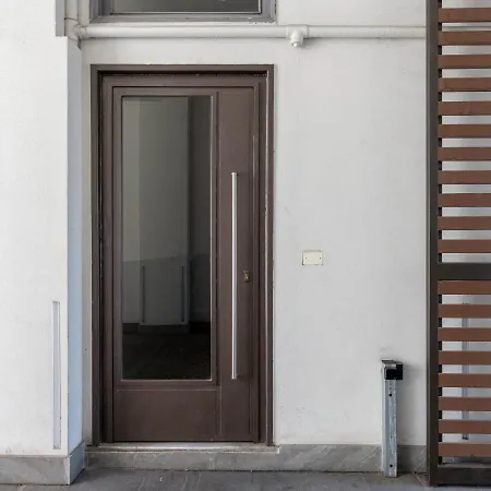 Milanese Elegance - 15 Minutes Duomo Апартаменты Милан