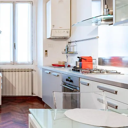 Apartmán Ticinese Livings Comfy - Full City Center Milán