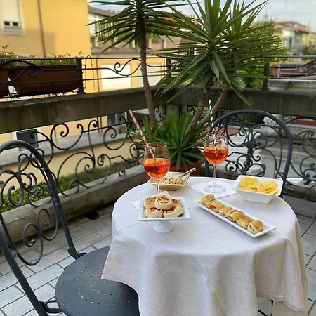 Отель Florence
