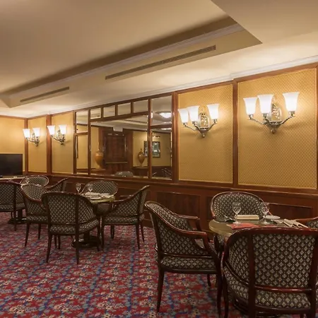 Ξενοδοχείο Doria Grand 4*