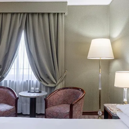 Doria Grand 4* Μιλάνο