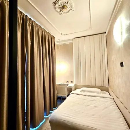 Hotell Mythos Milano