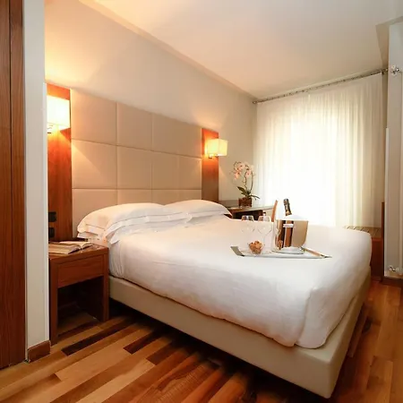 Fenice 3* Milan