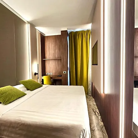 Canova Hotel 3*