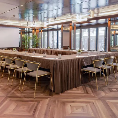 Park Hyatt Hotell 5*