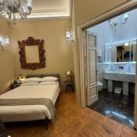 Domus Camillus Pensión 4*