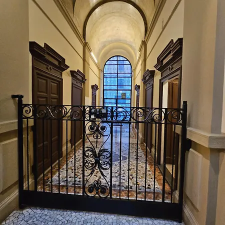Romantic View Milano