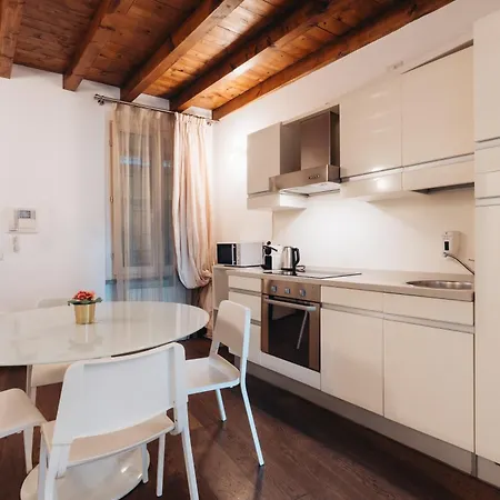 Apartment Charming Brera - Madonnina Mailand