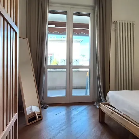 Lotus Senna Apartment *