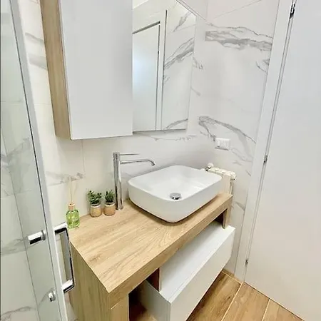 Charm House * Milano