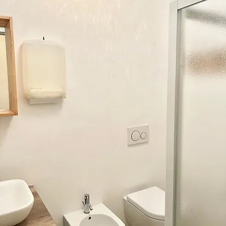 Elegante Stanza Matrimoniale Pansiyon *