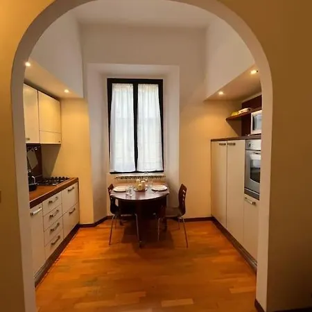 Piero Della Francesca Apartment Milan