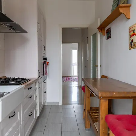 Appartamento Panoramic Views, Location *