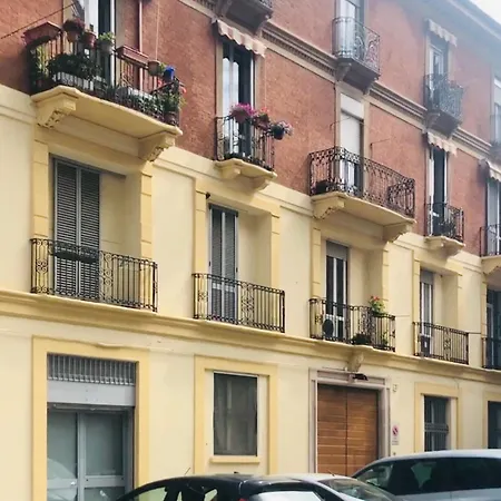 Apartment La Casa Sul Ballatoio Isola San Siro E Humanitas Piox Milan