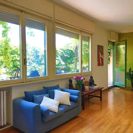 アパート Romantico Attico Con Terrazzo In Centro