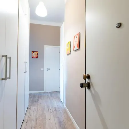 Apartament 10min To Downtown Bright And Stylish *
