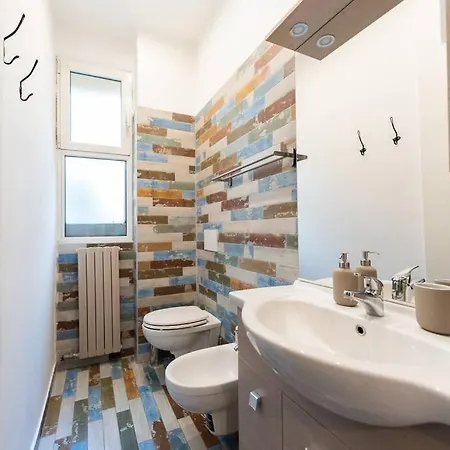 10min To Downtown Bright And Stylish Apartament Mediolan