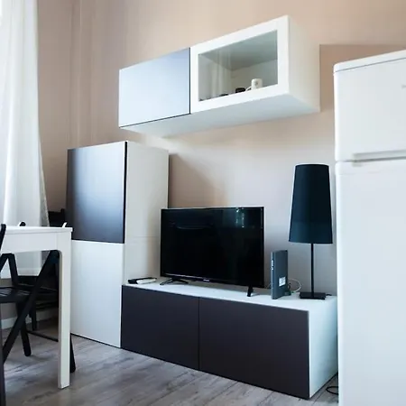 10min To Downtown Bright And Stylish * Mediolan