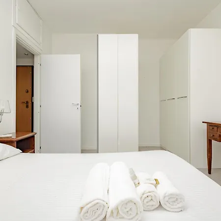 Xenia - Quiet And Cozy Two-room Mailand
