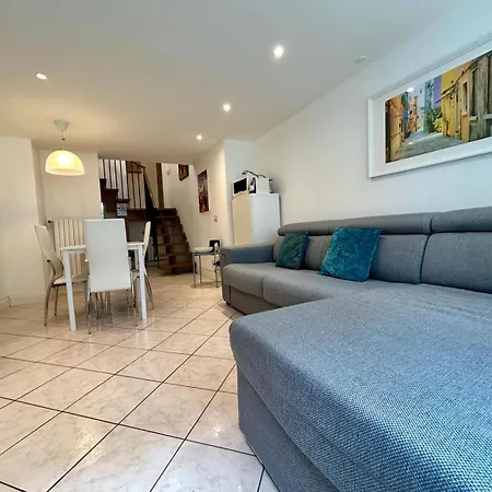 Apartamento Kibilu - Via Tolmezzo - Ospedale San Raffaele - Stazione Di Lambrate Milán
