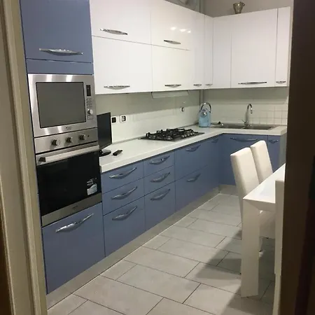 3 Bedroom Cozy In * 밀라노