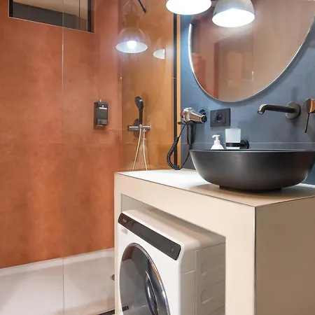 Apartman Rainbow Colorful By Station *