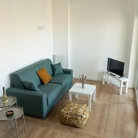 Apartamento Nuovo E Luminoso - Zona Milán