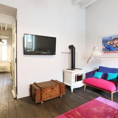 A Nest For Design Lovers In Navigli Apartment