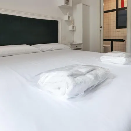 A Nest For Design Lovers In Navigli Milan
